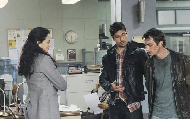 Foto Natalie Martinez, D.J. Cotrona