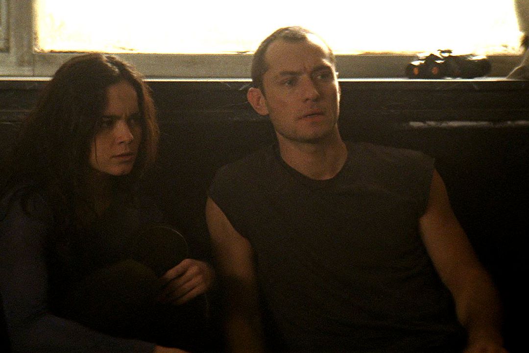 Foto Miguel Sapochnik, Alice Braga, Jude Law