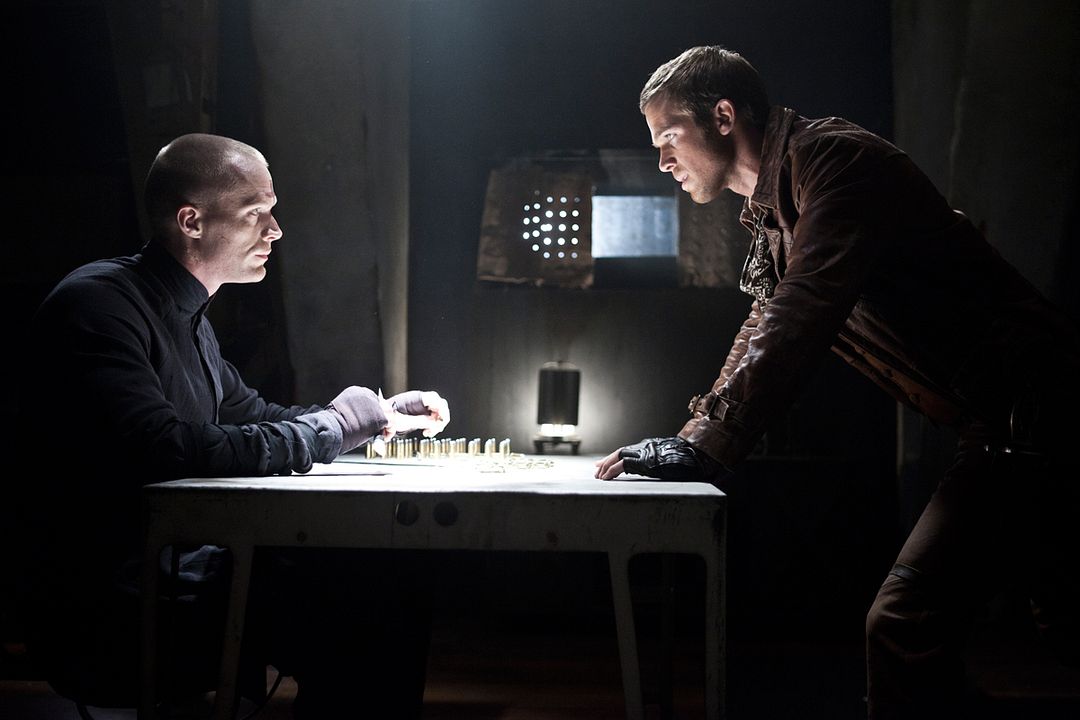 Foto Cam Gigandet, Paul Bettany