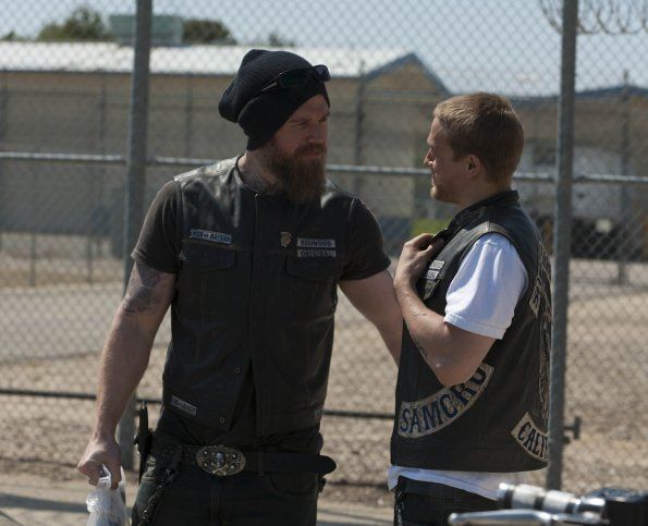 Hijos de la anarquía : Foto Ryan Hurst, Charlie Hunnam