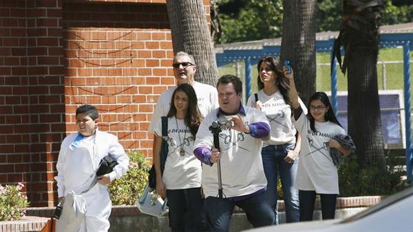 Foto Eric Stonestreet, Ed O'Neill, Rico Rodriguez, Sofía Vergara