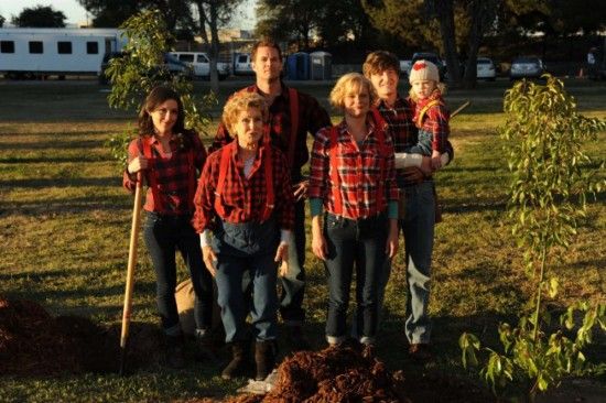 Foto Garret Dillahunt, Martha Plimpton, Cloris Leachman