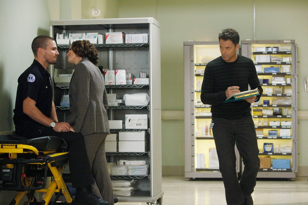 Private Practice : Foto Stephen Amell, Amy Brenneman