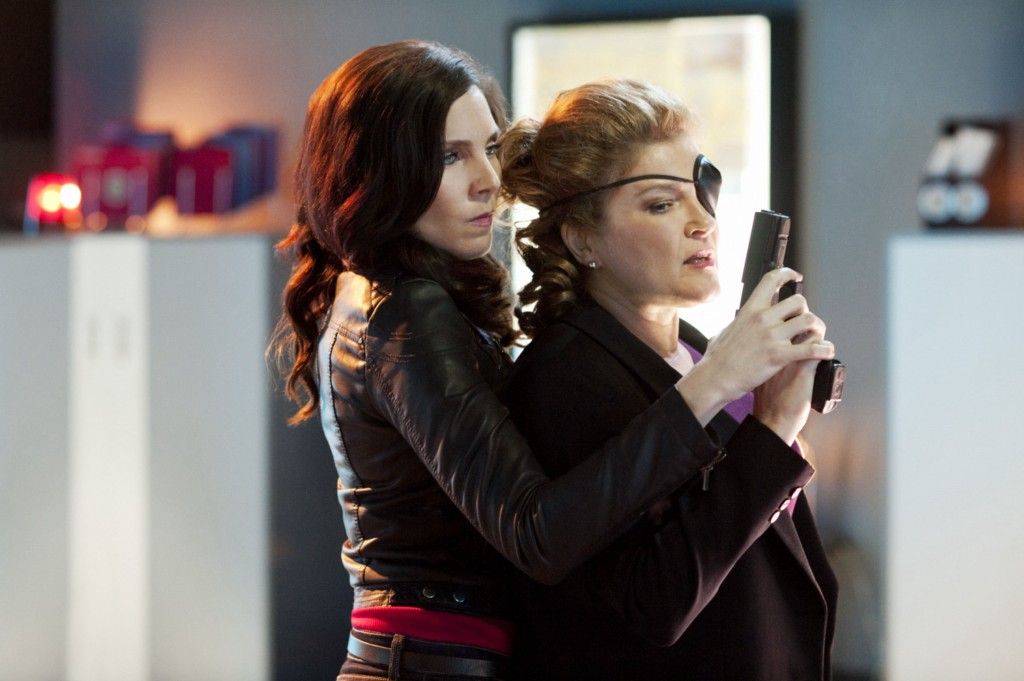 Foto June Diane Raphael, Kate Mulgrew