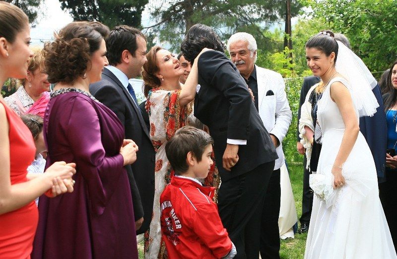 Foto Beren Saat, Engin Akyürek
