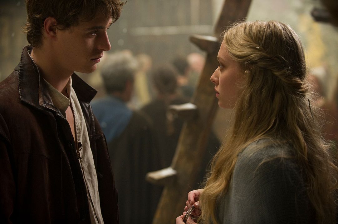 Foto Amanda Seyfried, Max Irons, Catherine Hardwicke