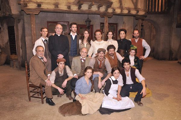 Foto Megan Montaner, Alejandra Onieva