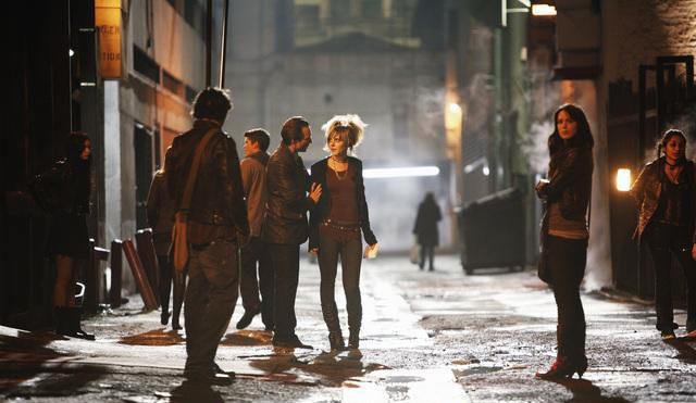 Foto Michelle Borth, Christian Slater, Anthony Carrigan