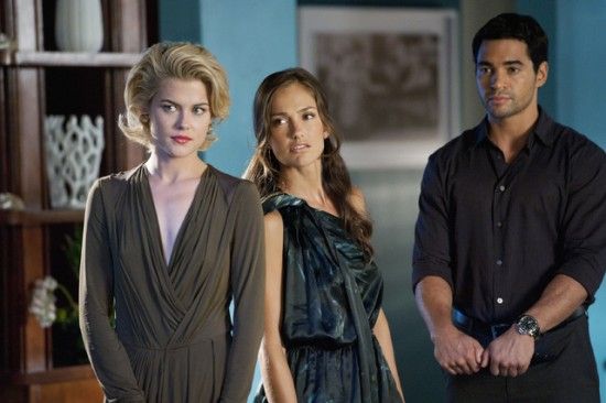 Foto Minka Kelly, Rachael Taylor