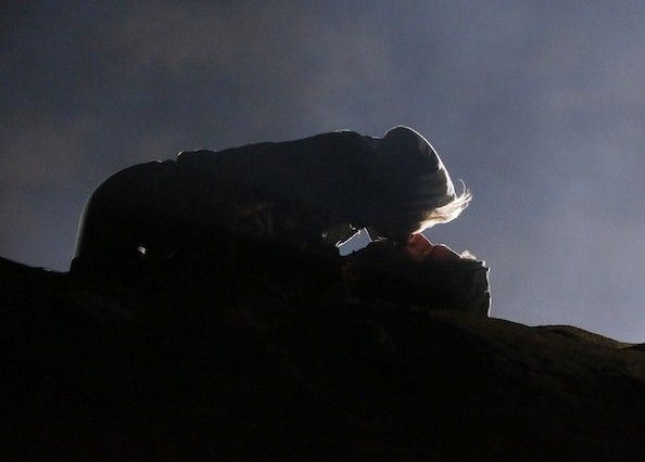 Foto Barry Sloane, Emily VanCamp