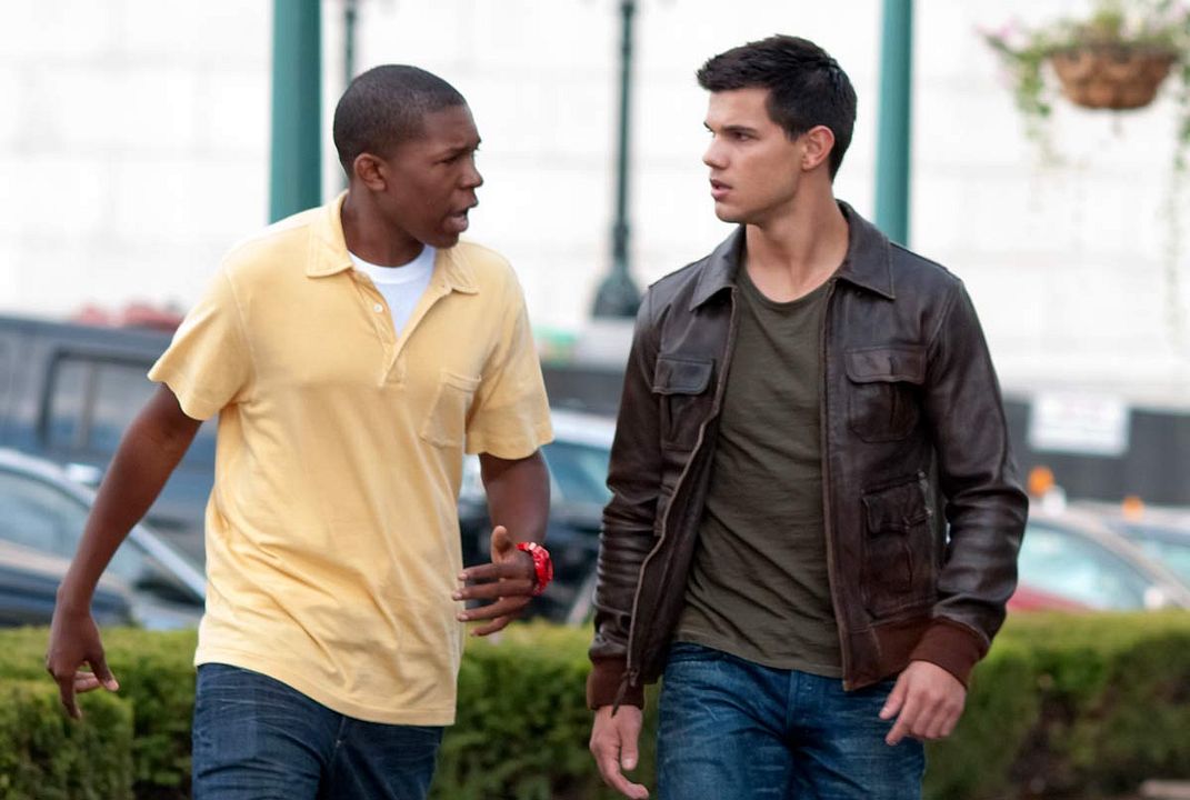Foto Taylor Lautner, John Singleton