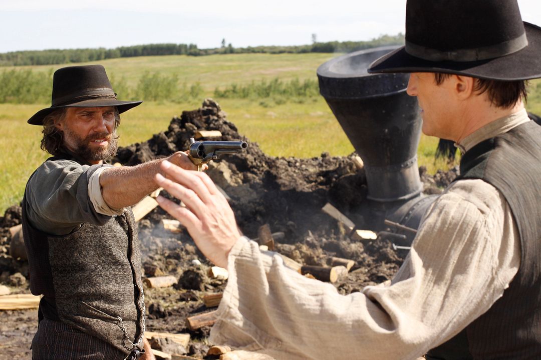 Foto Dominique McElligott, Anson Mount