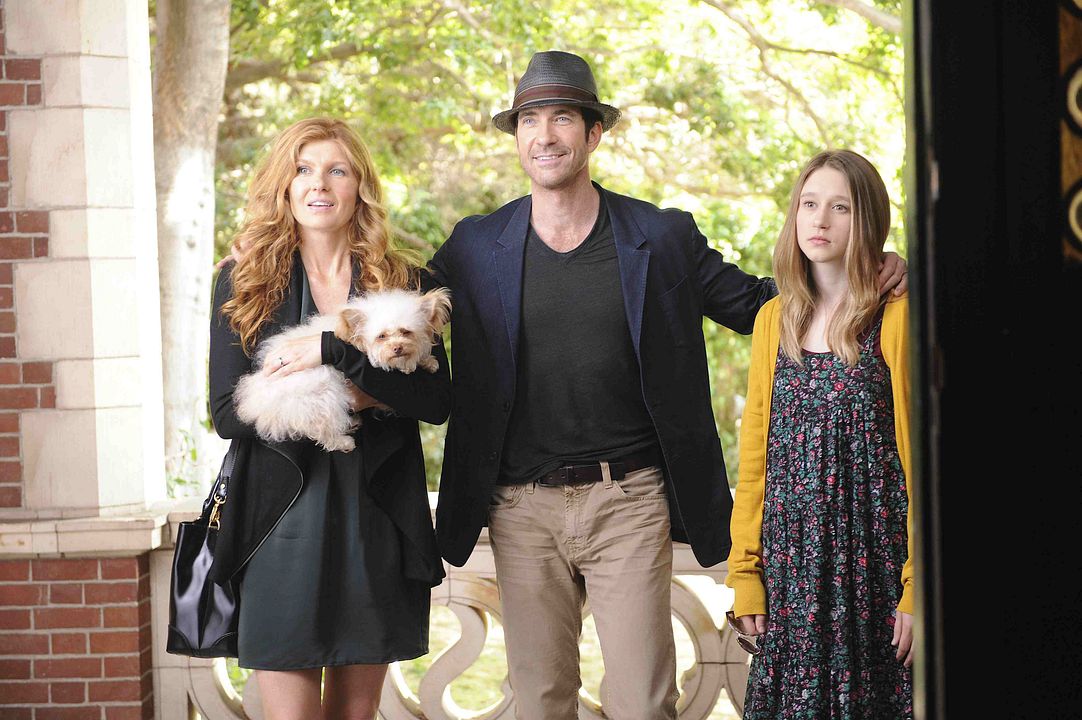 American Horror Story : Foto Connie Britton, Taissa Farmiga, Dylan McDermott