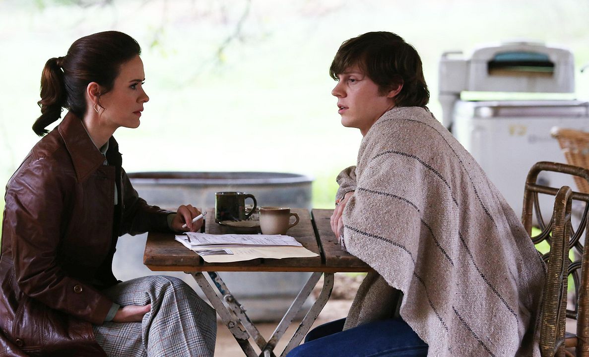 American Horror Story : Foto Evan Peters, Sarah Paulson