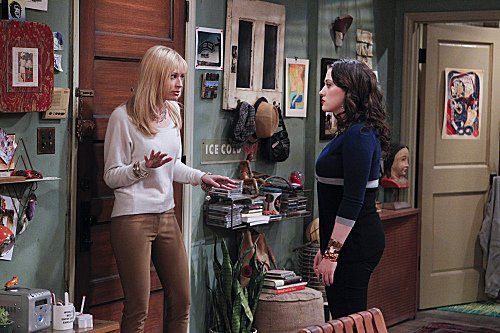 2 Broke Girls : Foto Kat Dennings