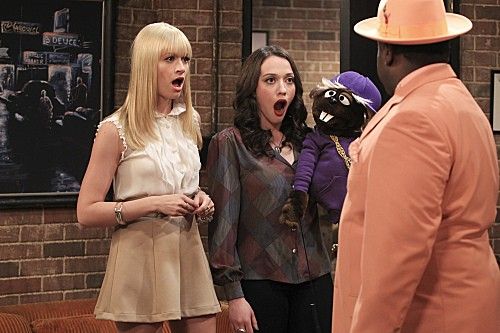 2 Broke Girls : Foto Cedric The Entertainer, Kat Dennings