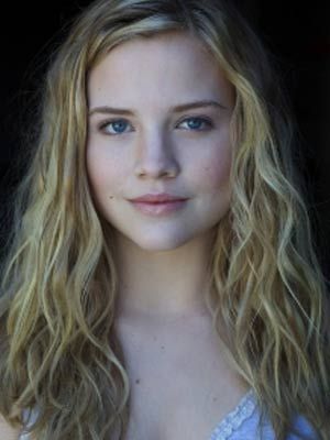 Póster Maddie Hasson