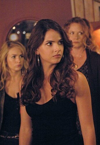 Foto Shelley Hennig, Britt Robertson