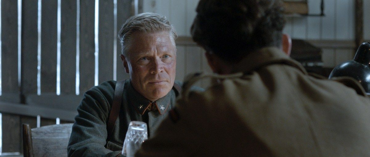 Into the white : Foto