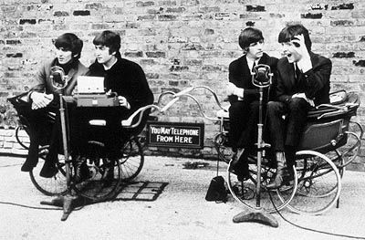 ¡Yeah, Yeah, Yeah, Paul, John, George y Ringo! : Foto