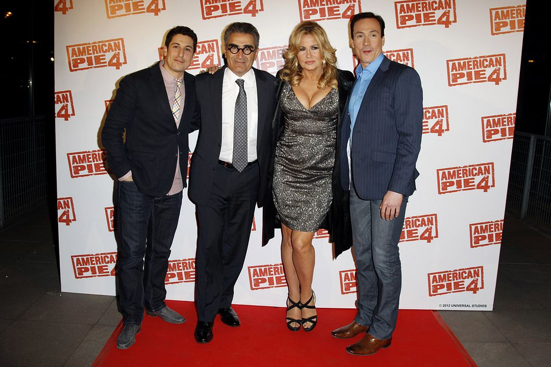 Cobertura de revista Jon Hurwitz, Jennifer Coolidge, Jason Biggs, Eugene Levy, Hayden Schlossberg