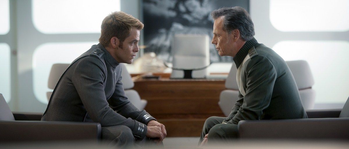 Star Trek: En la oscuridad : Foto Chris Pine, Bruce Greenwood