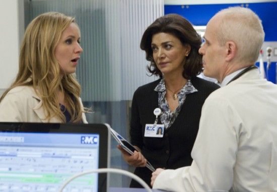 Foto Shohreh Aghdashloo, Jordana Spiro