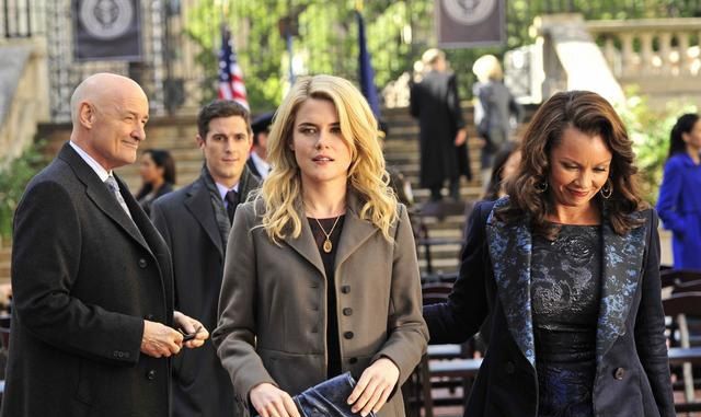 Foto Rachael Taylor, Vanessa Williams