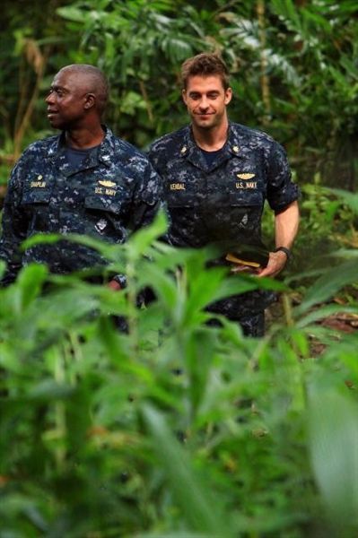 Foto Andre Braugher, Scott Speedman