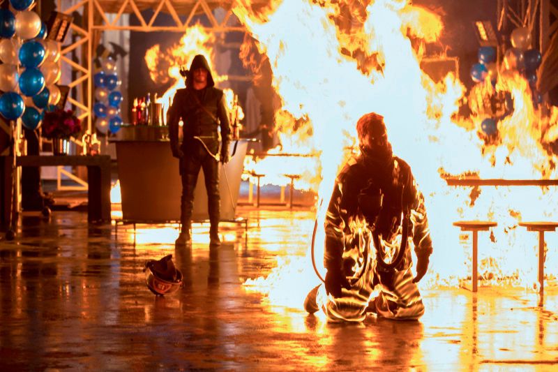 Arrow : Póster Stephen Amell