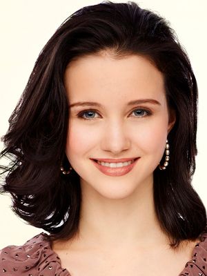Póster Julia Goldani Telles