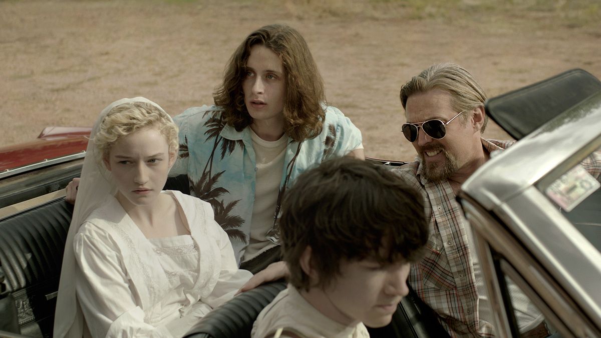 Foto Rory Culkin, Julia Garner