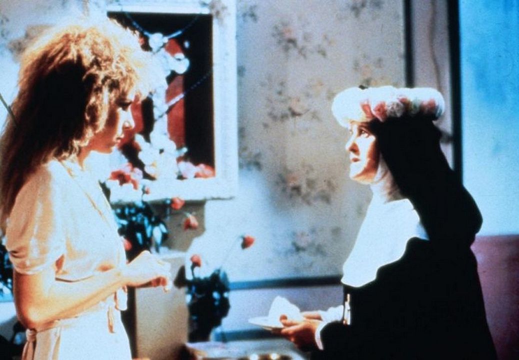 Entre tinieblas : Foto