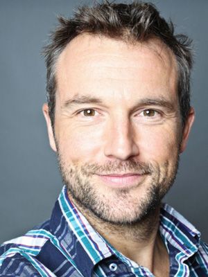 Póster Shaun Benson