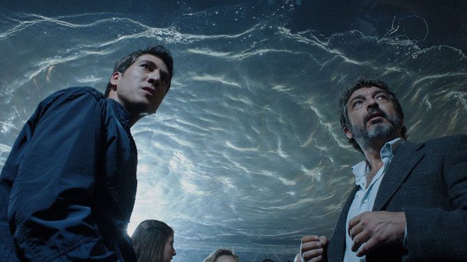 Tesis sobre un homicidio : Foto Alberto Ammann, Ricardo Darín