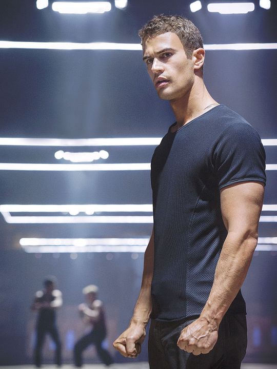 Divergente : Foto Theo James