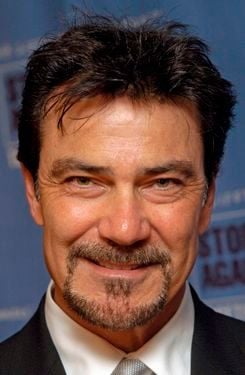 Póster Victor Rivers