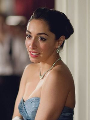 Póster Oona Chaplin