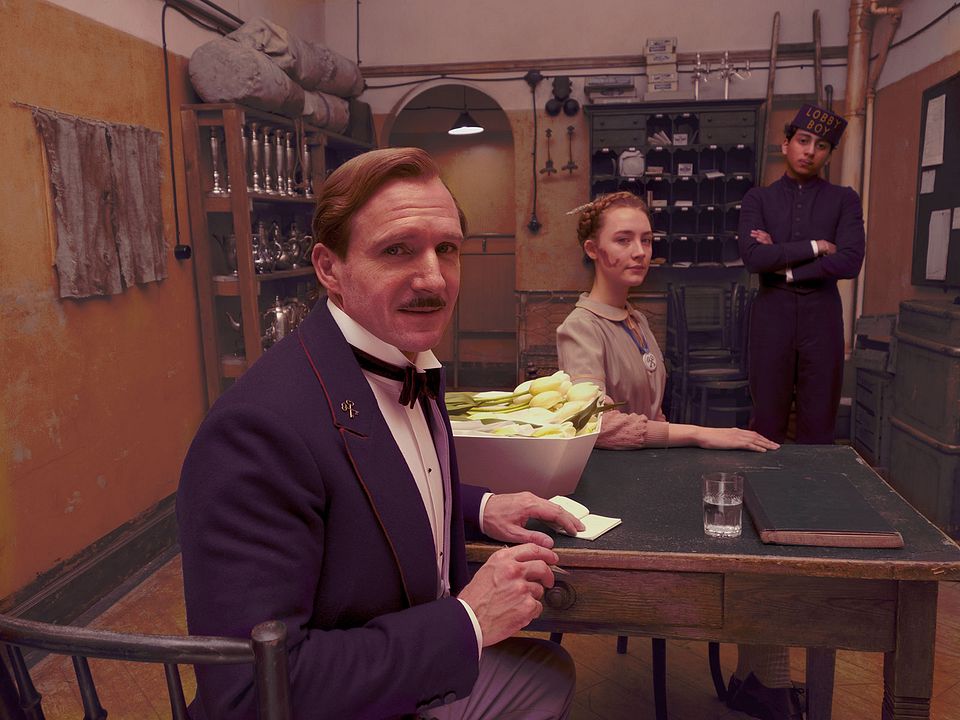 El gran Hotel Budapest : Foto Ralph Fiennes, Saoirse Ronan, Tony Revolori