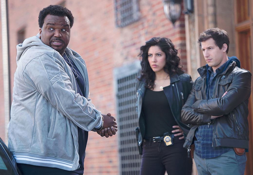 Brooklyn, Precinto 99 : Foto Craig Robinson, Andy Samberg, Stephanie Beatriz