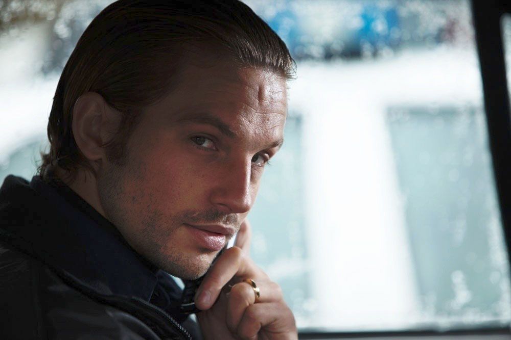 Cold Comes the Night : Foto Logan Marshall-Green