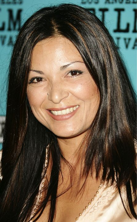 Póster Elpidia Carrillo