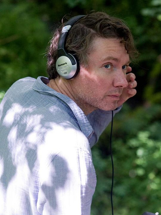 Póster Kevin Macdonald