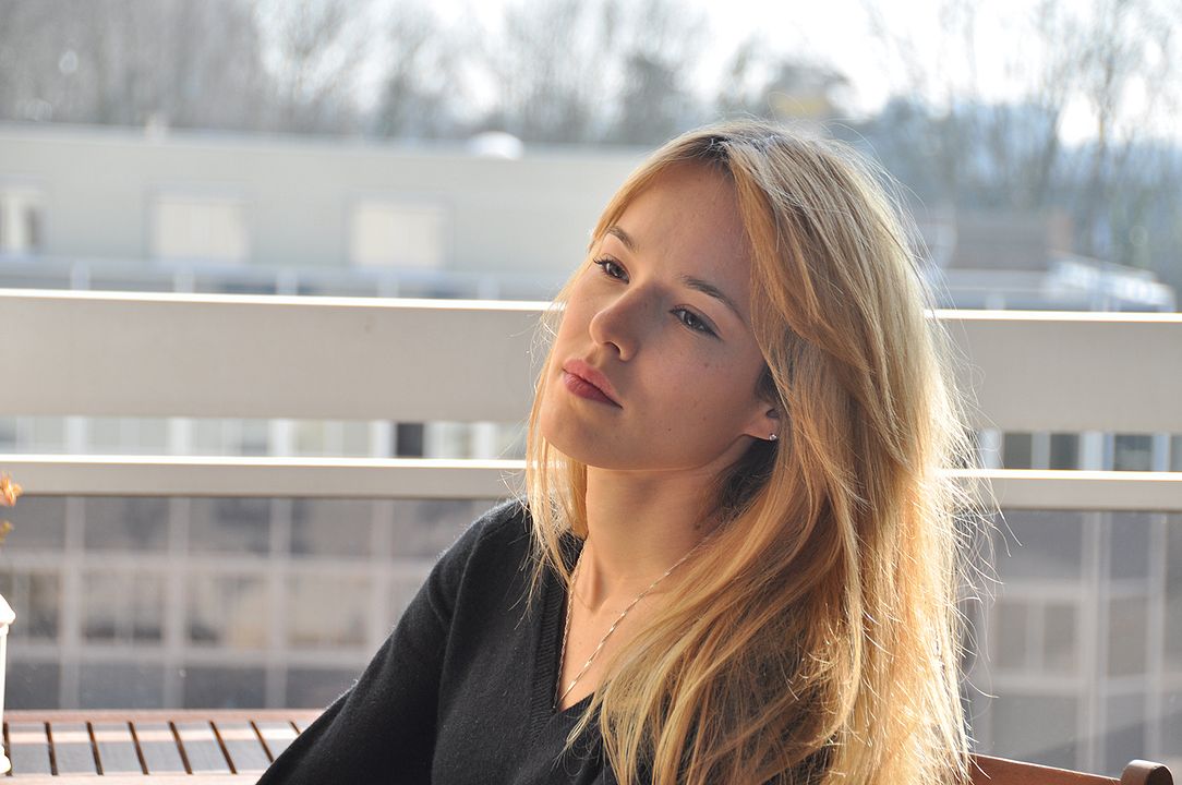 Cobertura de revista Élodie Fontan