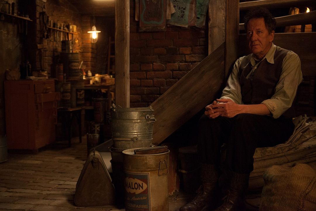 Ladrona de libros : Foto Geoffrey Rush