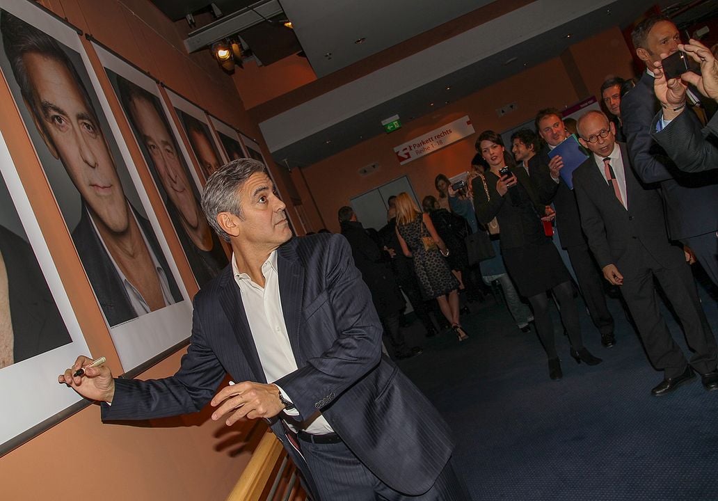 Operación Monumento : Cobertura de revista