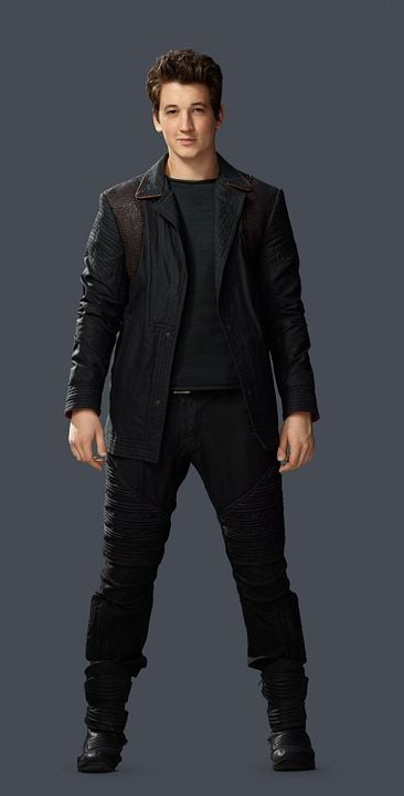 Divergente : Cobertura de revista Miles Teller