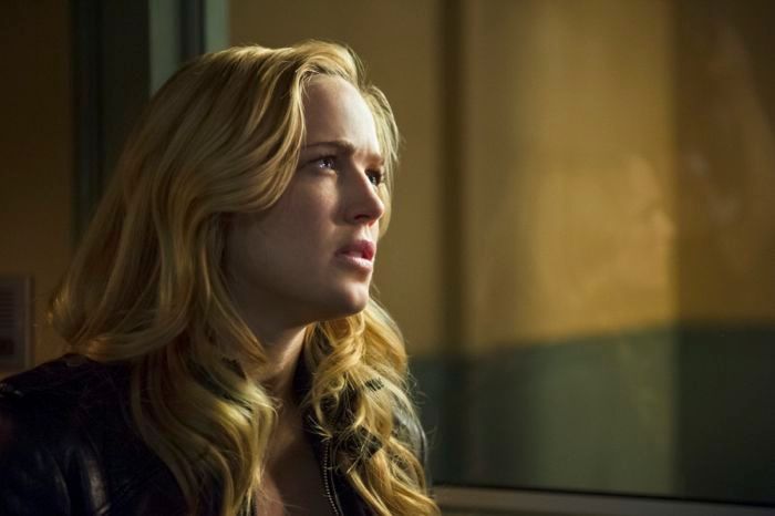 Arrow : Foto Caity Lotz