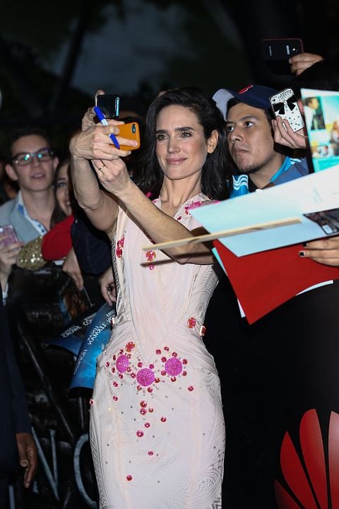 Noé : Cobertura de revista Jennifer Connelly