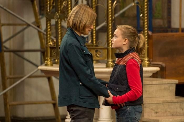 Foto Johnny Sequoyah, Kerry Condon